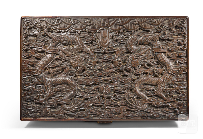 COFFRE EN BOIS DUR SCULPTÉ À DÉCOR DE DRAGONS  CHINE, DYNASTIE QING, XIXE SIÈCLE - 图6